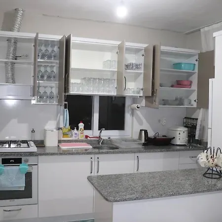Sehir Merkezinde Apartmán